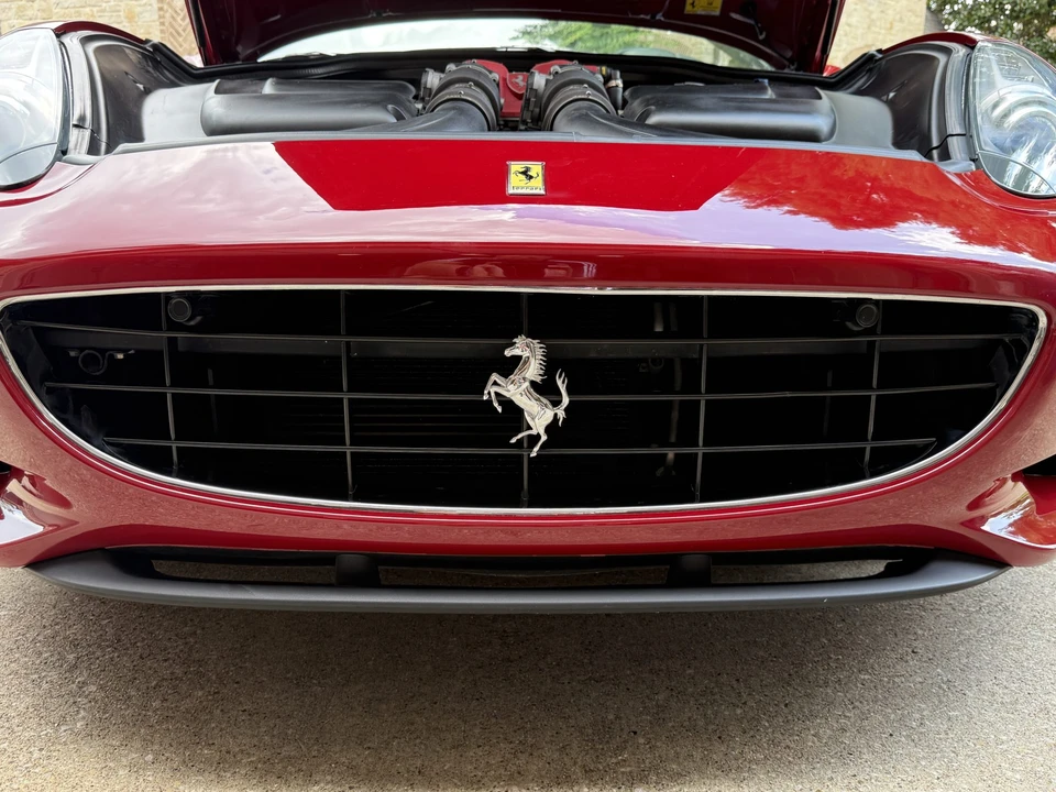 2013 Ferrari California - Image 26 of 31