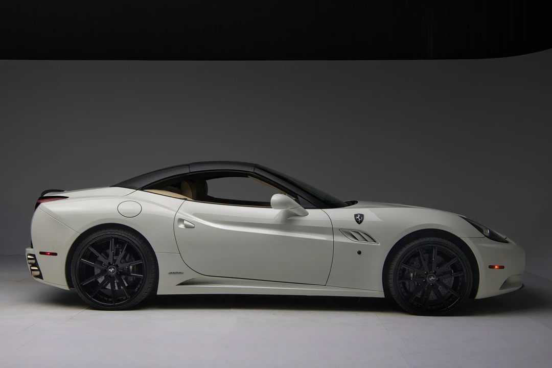 2013 Ferrari California - Image 30 of 31