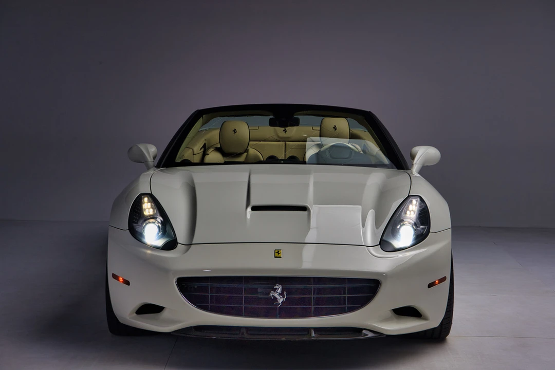 2013 Ferrari California - Image 9 of 31