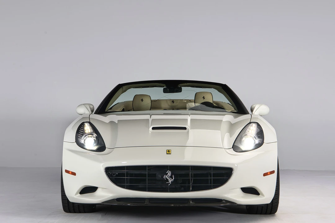 2013 Ferrari California - Image 5 of 31