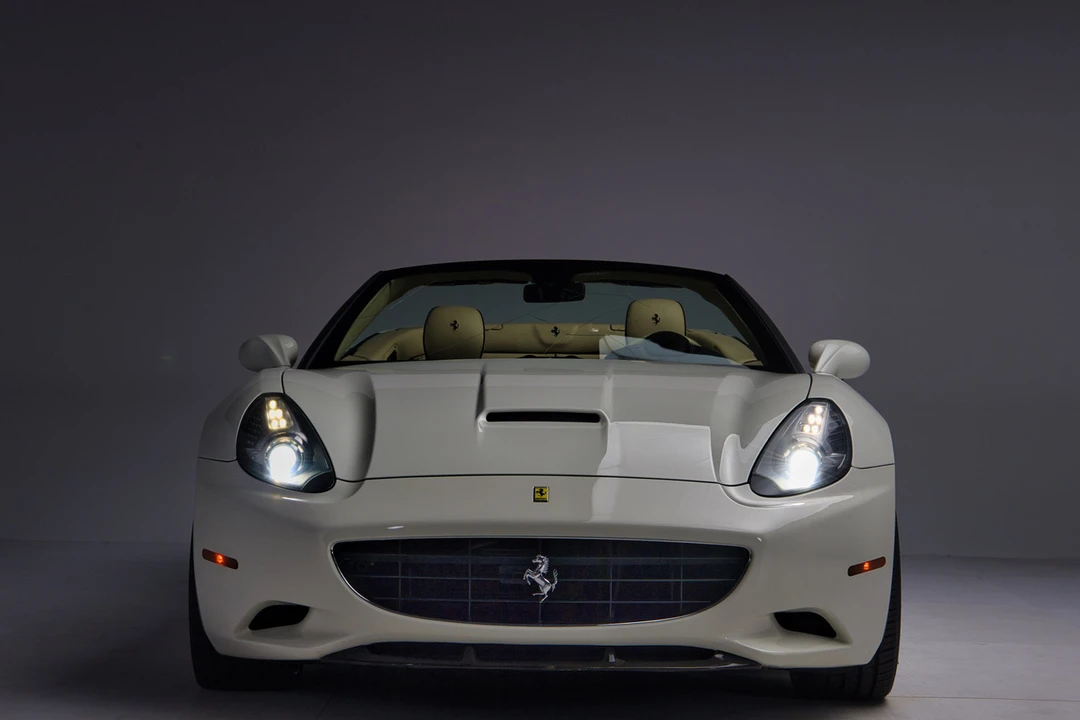 2013 Ferrari California - Image 8 of 31