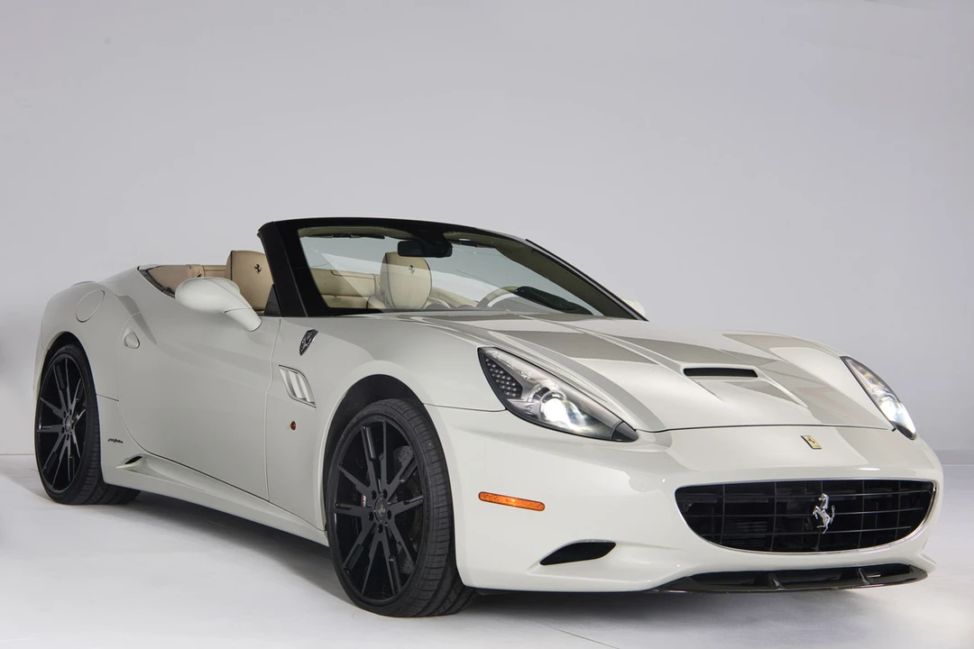 2013 Ferrari California - Image 12 of 31