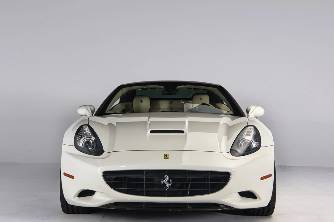 2013 Ferrari California - Image 27 of 31