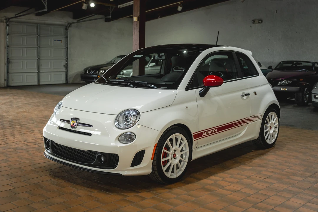2013 Fiat Abarth 500 - Image 3 of 31