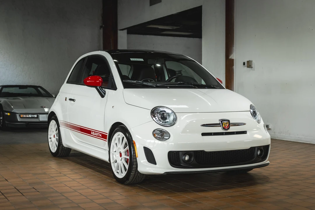 2013 Fiat Abarth 500 - Image 9 of 31