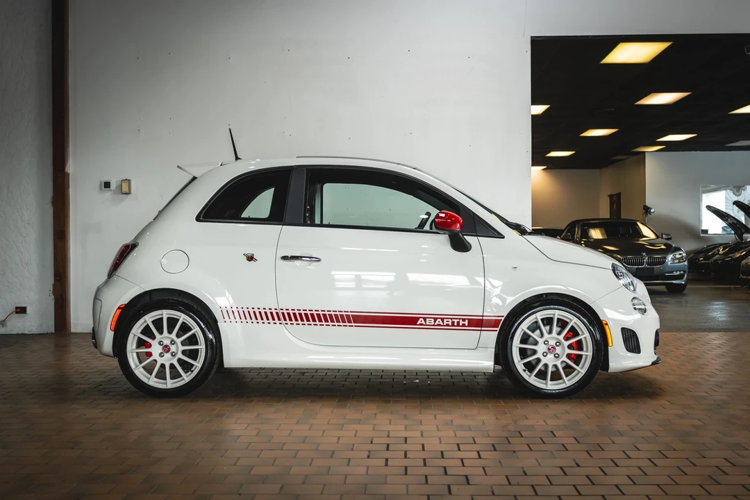 2013 Fiat Abarth 500 - Image 14 of 31