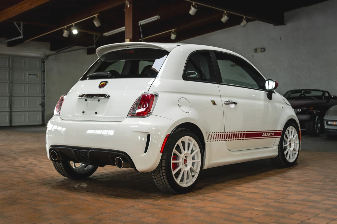 2013 Fiat Abarth 500 - Image 17 of 31