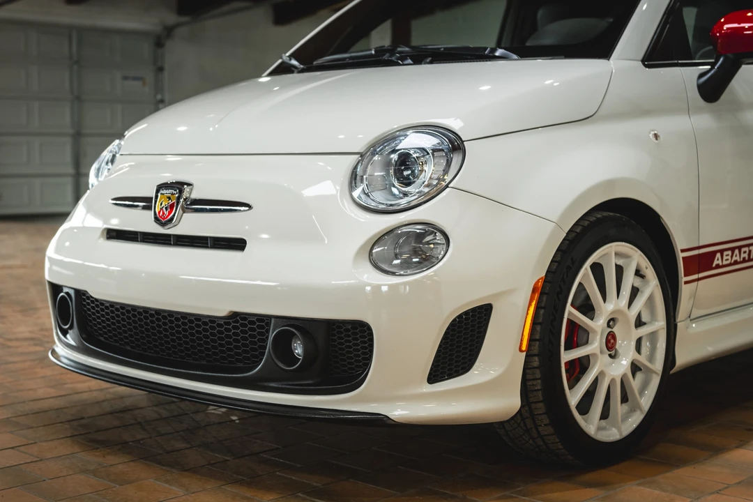 2013 Fiat Abarth 500 - Image 25 of 31