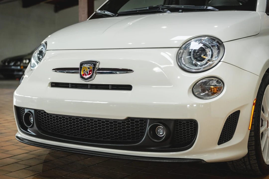 2013 Fiat Abarth 500 - Image 27 of 31