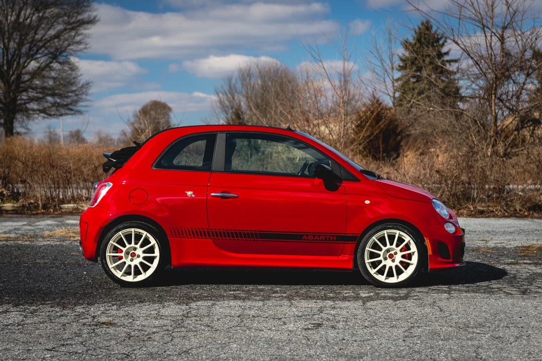 2013 Fiat Abarth 500 - Image 18 of 31