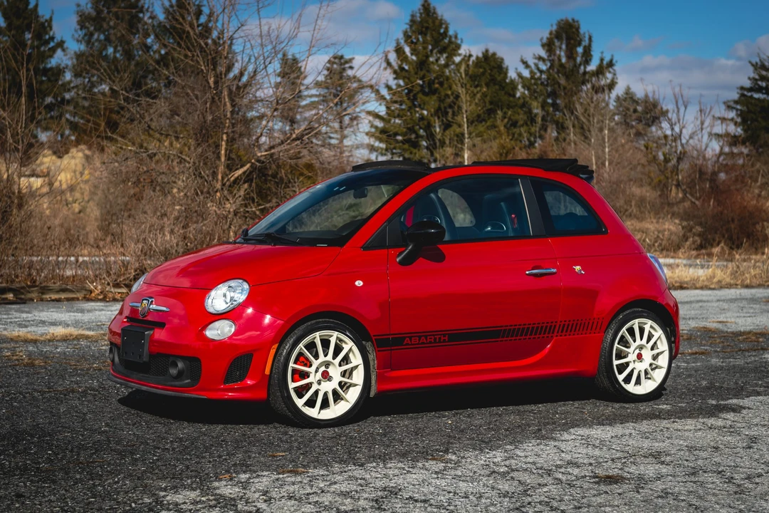 2013 Fiat Abarth 500 - Image 5 of 31