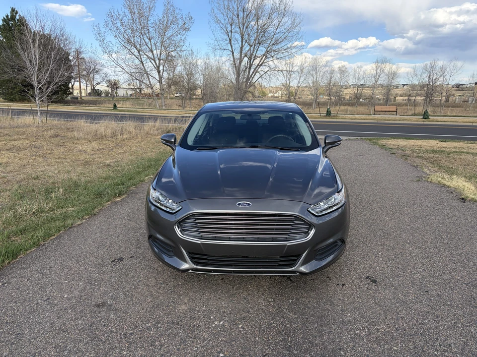 2013 Ford Fusion 2nd Gen - Image 19 of 21