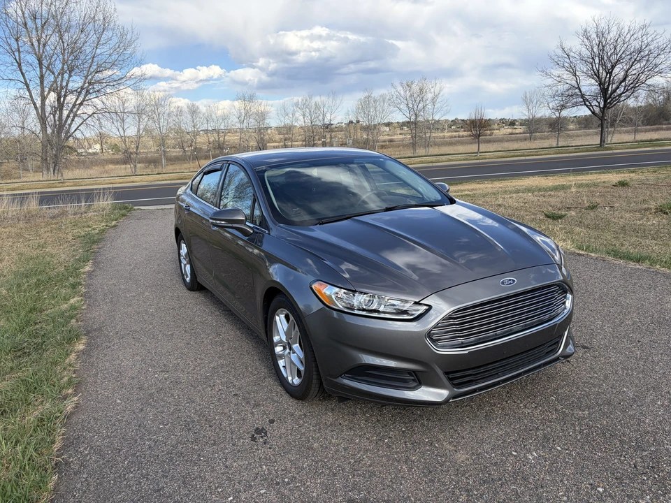 2013 Ford Fusion 2nd Gen - Image 18 of 21