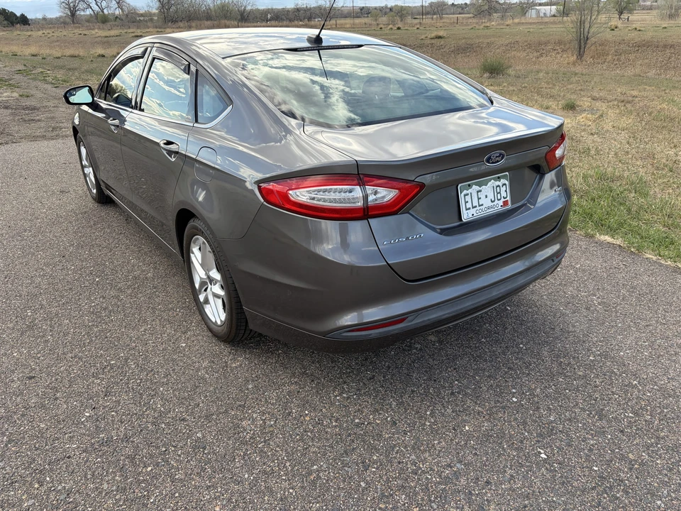 2013 Ford Fusion 2nd Gen - Image 9 of 21