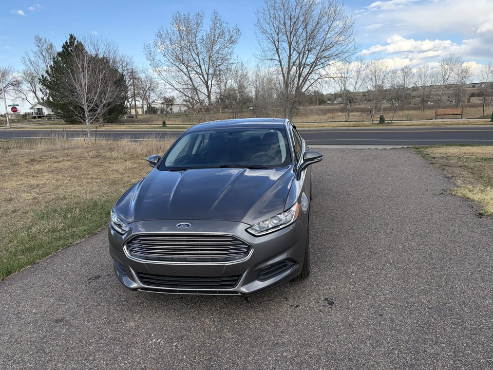 2013 Ford Fusion 2nd Gen - Image 2 of 21