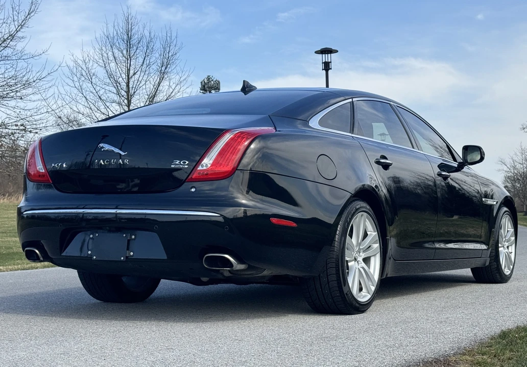 2013 Jaguar X351 XJ - Image 19 of 31