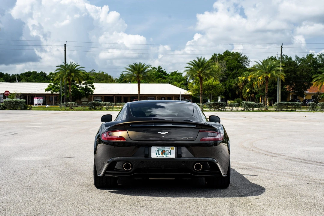 2014 Aston Martin Vanquish 2nd Gen - Image 12 of 31