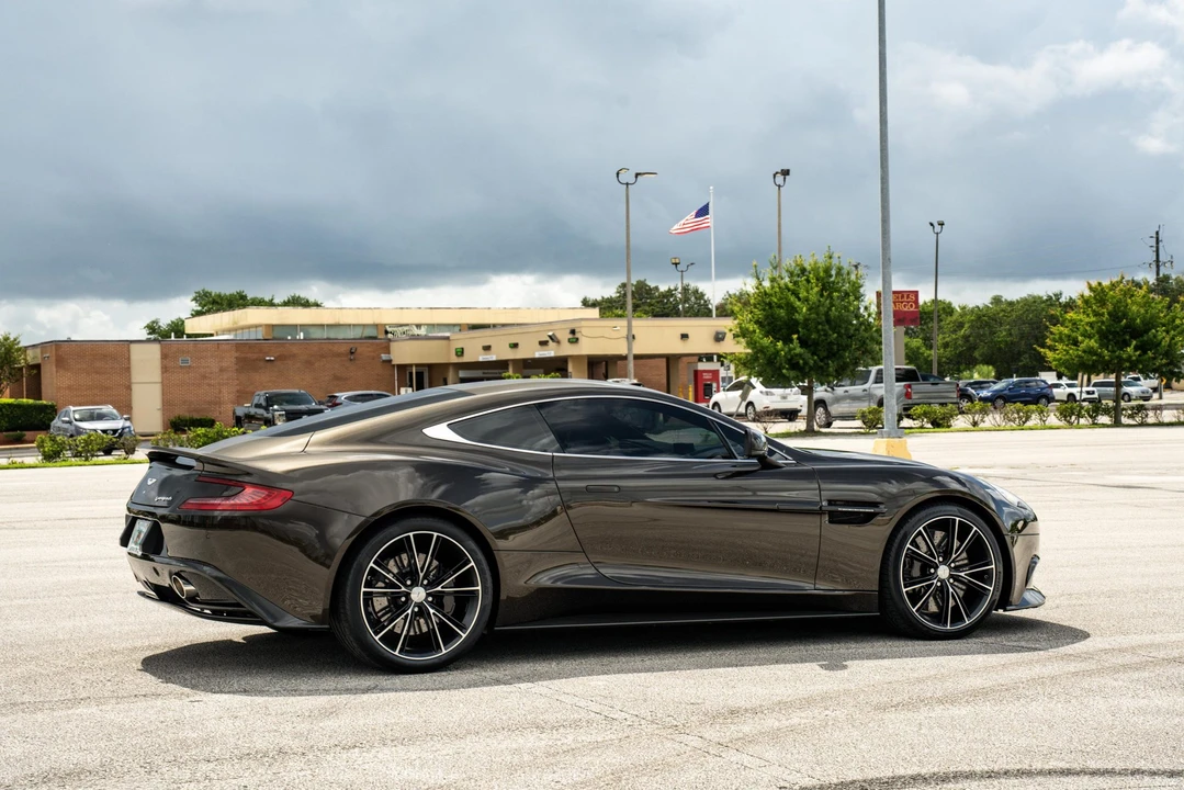 2014 Aston Martin Vanquish 2nd Gen - Image 8 of 31