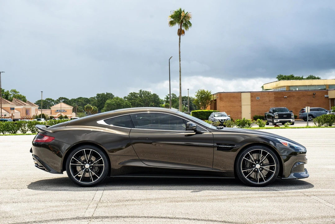 2014 Aston Martin Vanquish 2nd Gen - Image 7 of 31
