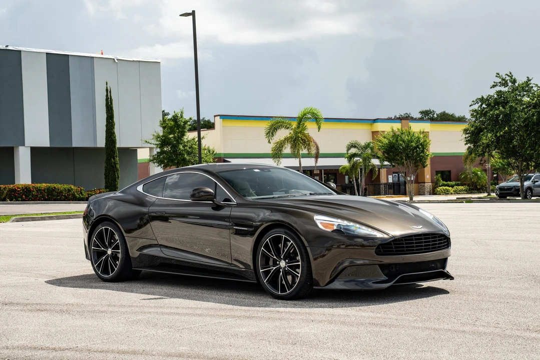 2014 Aston Martin Vanquish 2nd Gen - Image 4 of 31