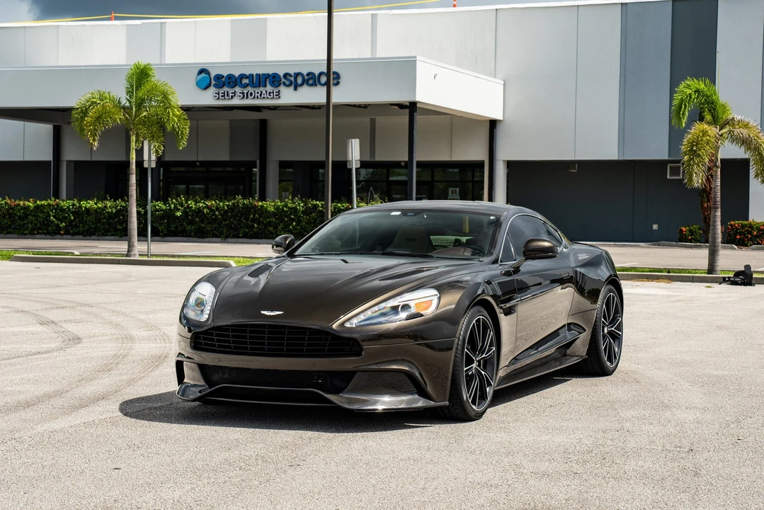 2014 Aston Martin Vanquish 2nd Gen - Image 24 of 31