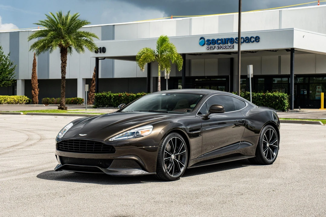 2014 Aston Martin Vanquish 2nd Gen - Image 23 of 31