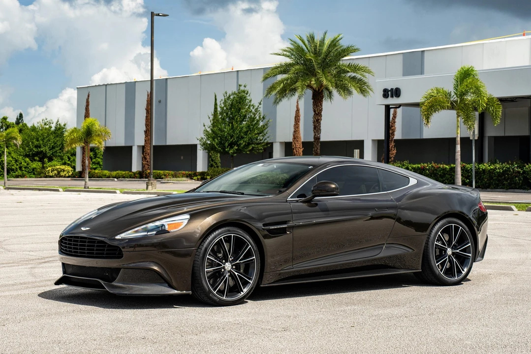 2014 Aston Martin Vanquish 2nd Gen - Image 22 of 31