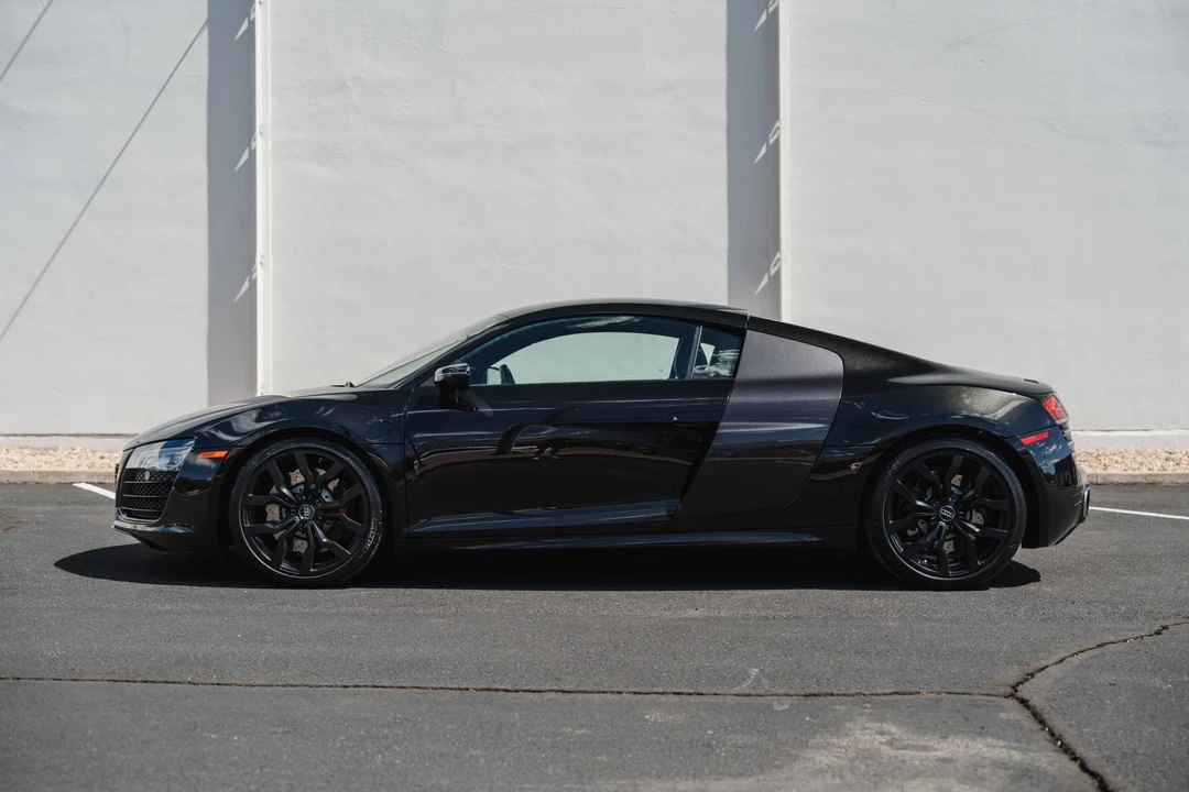 2014 Audi 42 R8 - Image 13 of 31