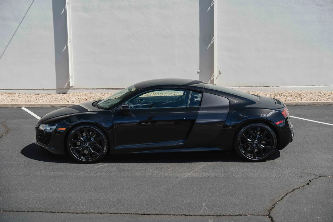 2014 Audi 42 R8 - Image 14 of 31