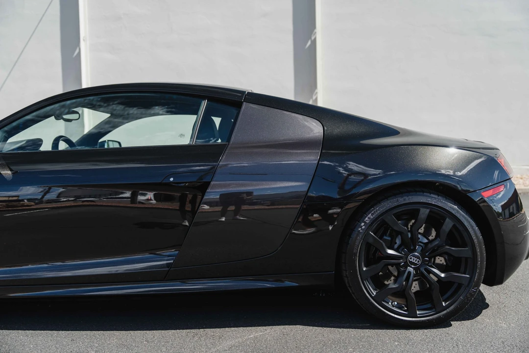 2014 Audi 42 R8 - Image 19 of 31
