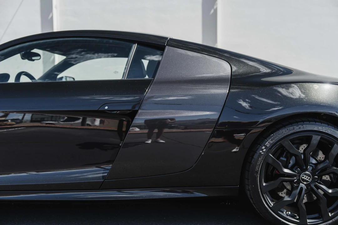 2014 Audi 42 R8 - Image 21 of 31