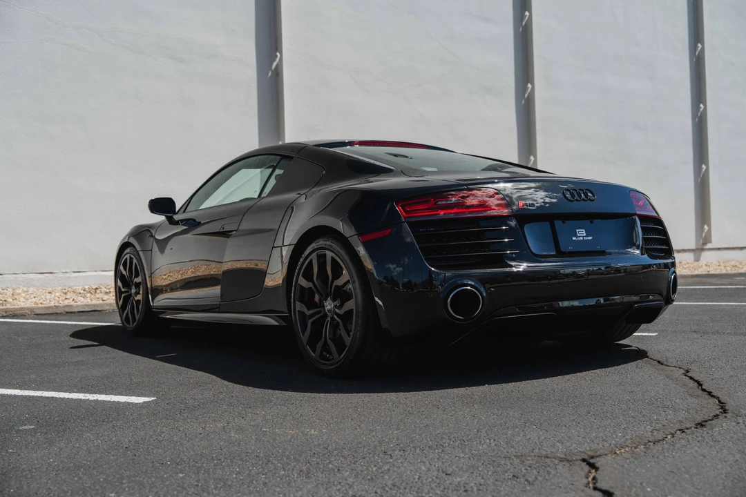 2014 Audi 42 R8 - Image 12 of 31