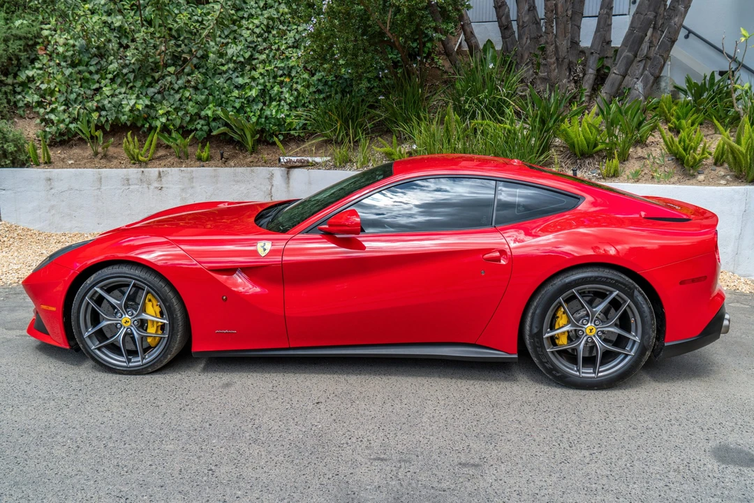 2014 Ferrari F12berlinetta - Image 11 of 31