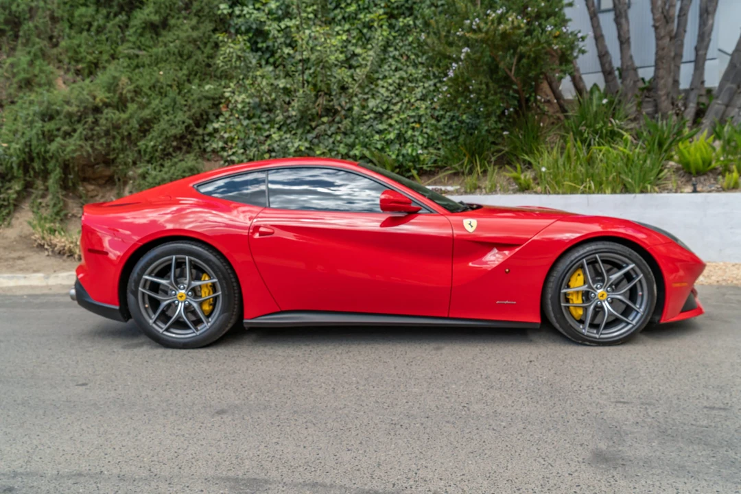 2014 Ferrari F12berlinetta - Image 5 of 31