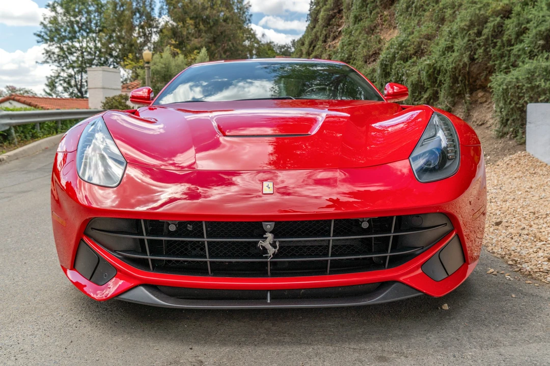 2014 Ferrari F12berlinetta - Image 3 of 31