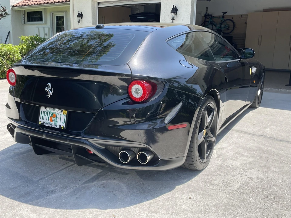 2014 Ferrari FF - Image 12 of 31