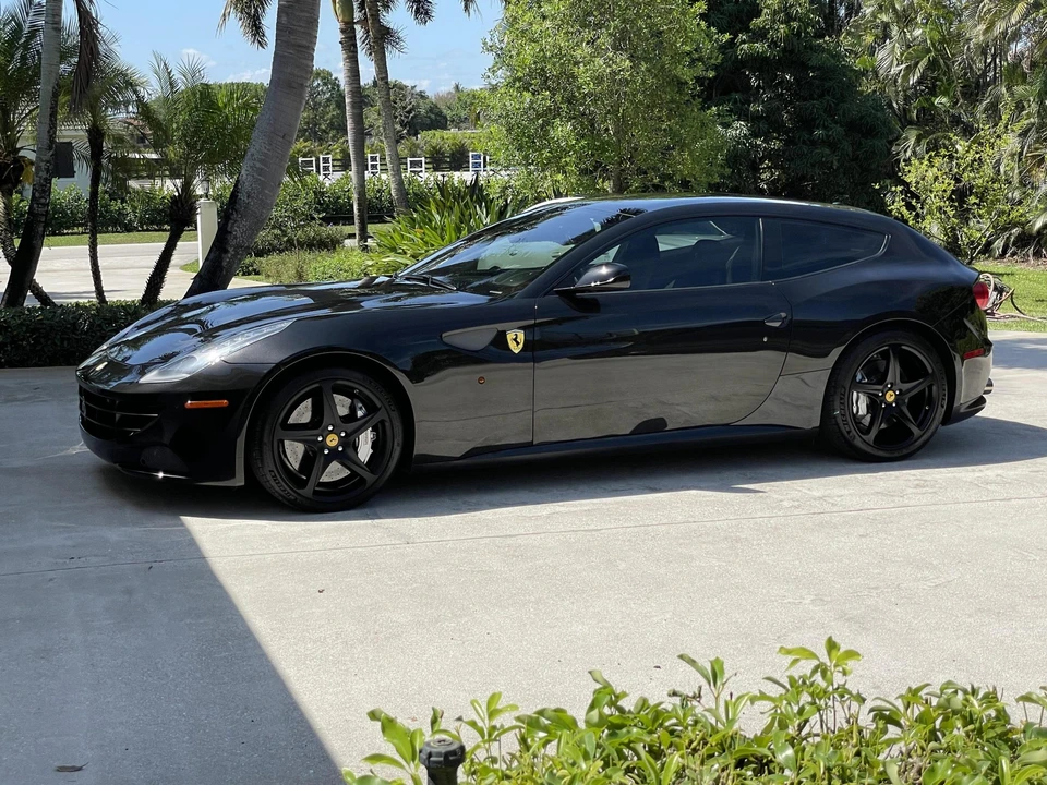 2014 Ferrari FF - Image 2 of 31