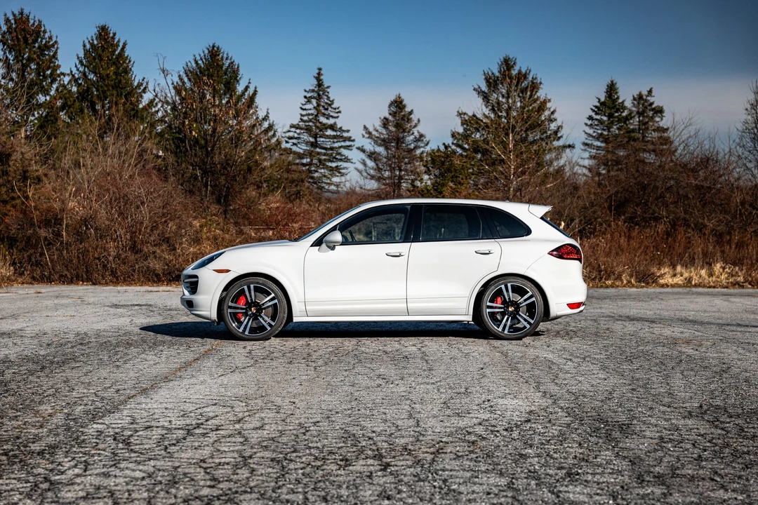 2014 Porsche 958 Cayenne Turbo - Image 11 of 31