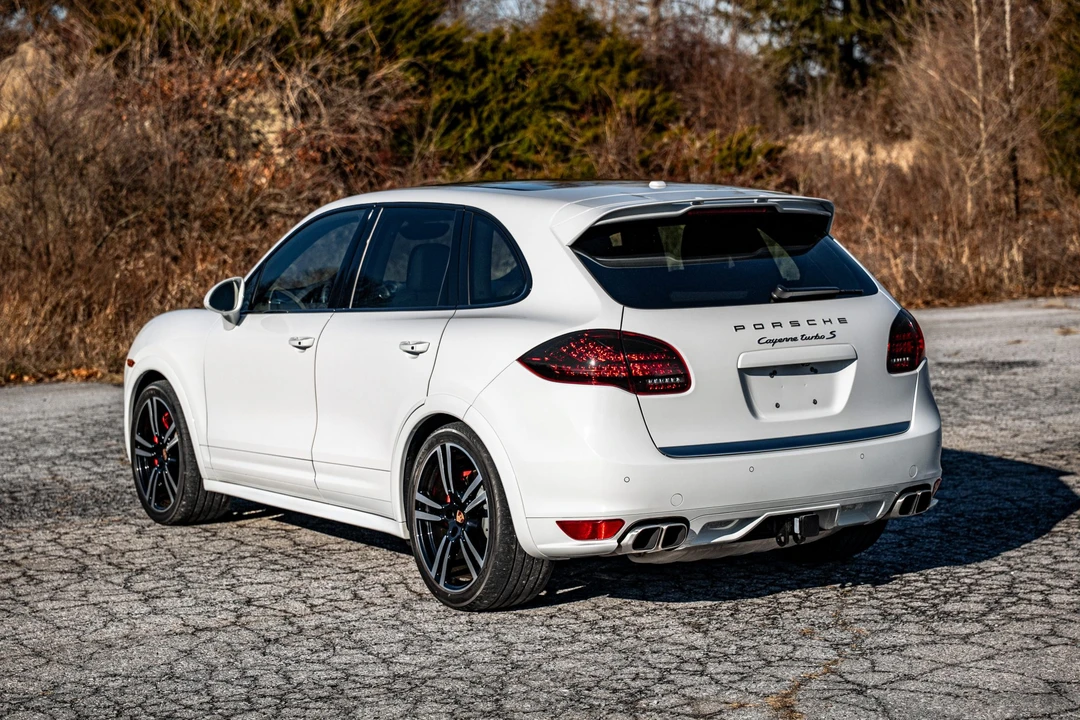 2014 Porsche 958 Cayenne Turbo - Image 16 of 31
