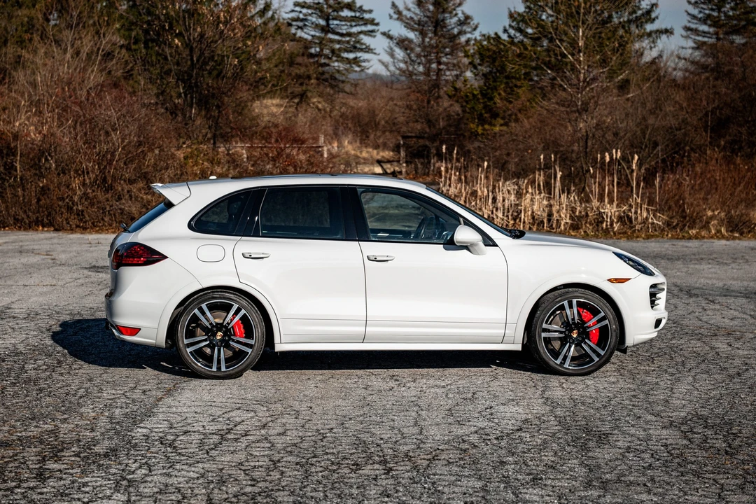 2014 Porsche 958 Cayenne Turbo - Image 25 of 31