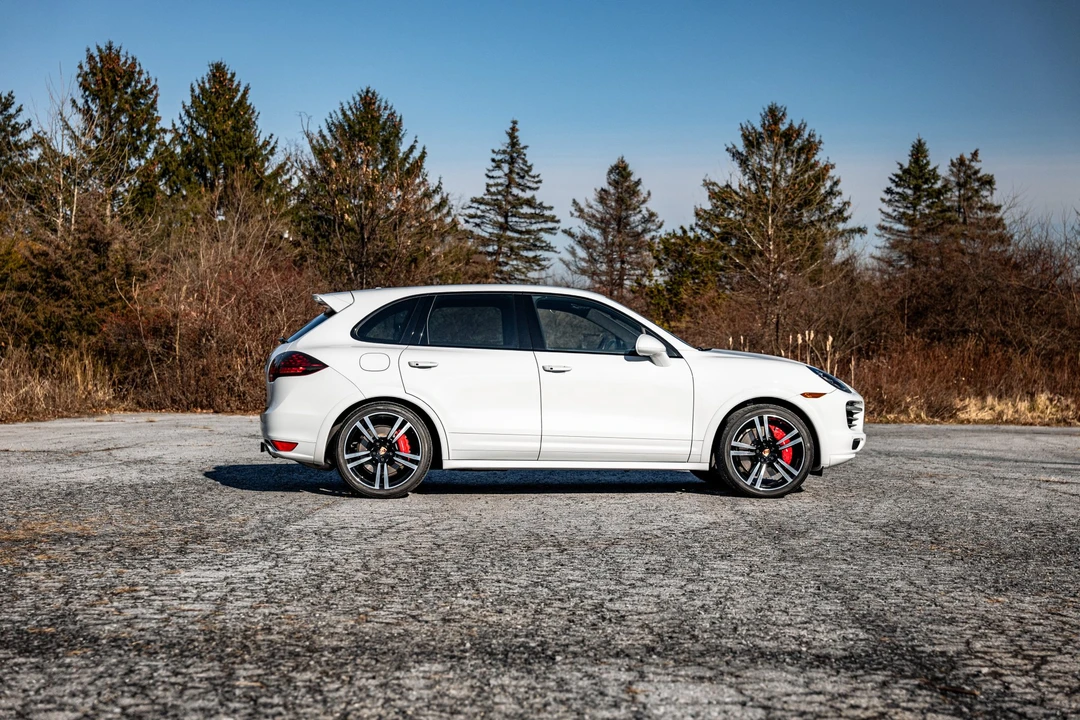 2014 Porsche 958 Cayenne Turbo - Image 27 of 31