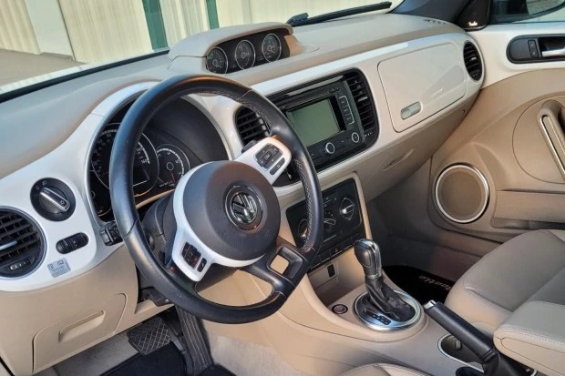2014 Volkswagen A5 Beetle - Image 5 of 7