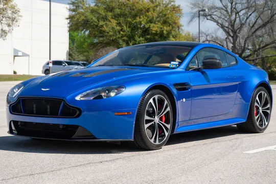 2015 Aston Martin V12 Vantage (2010-2018) - Image 2 of 31