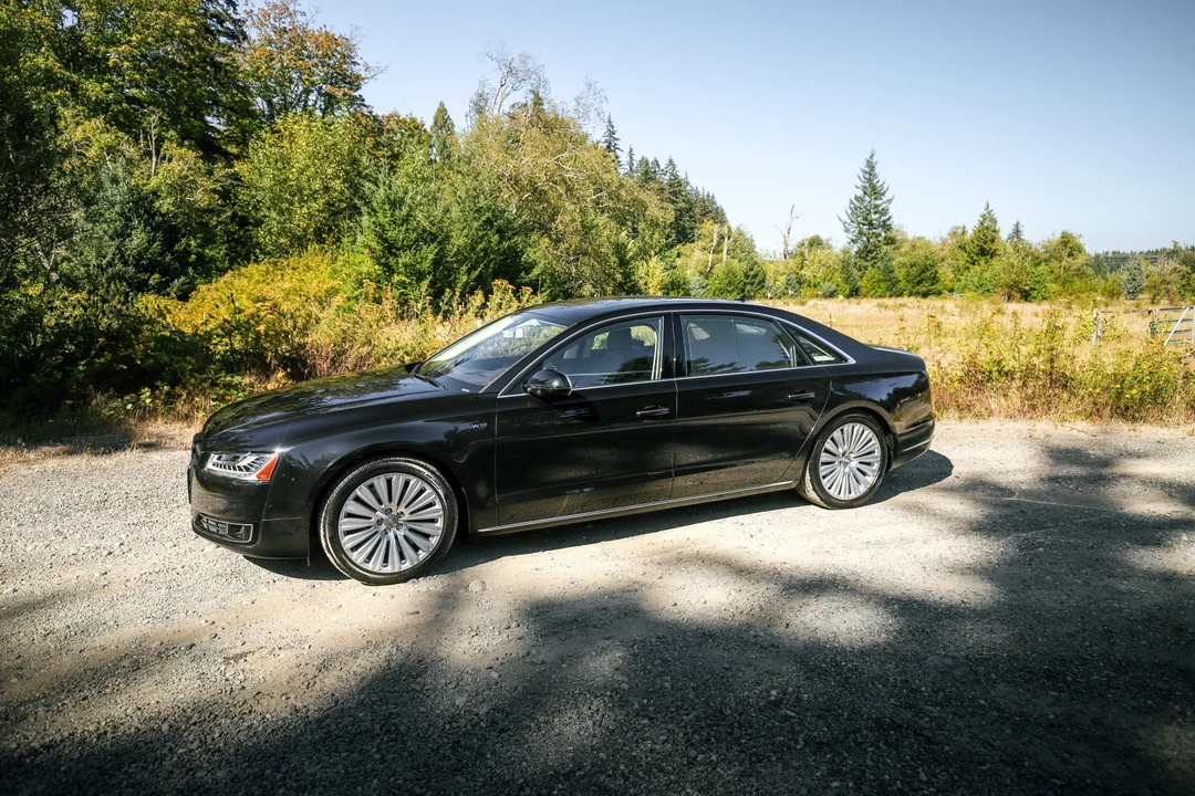 2015 Audi D4 A8 - Image 3 of 31