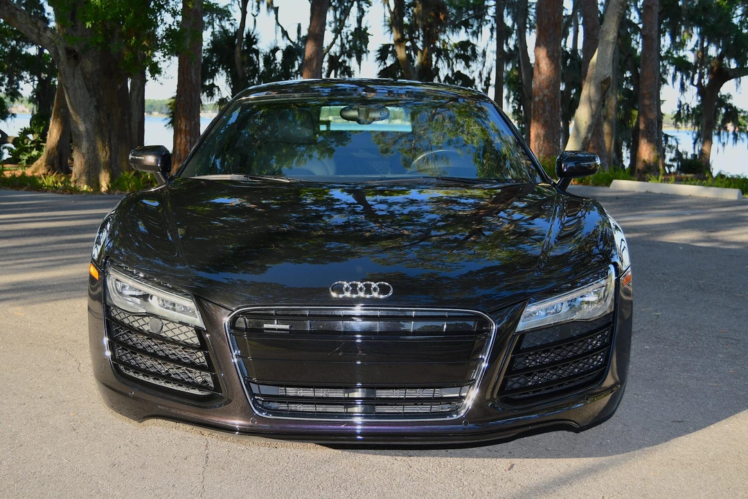 2015 Audi 42 R8 - Image 6 of 31