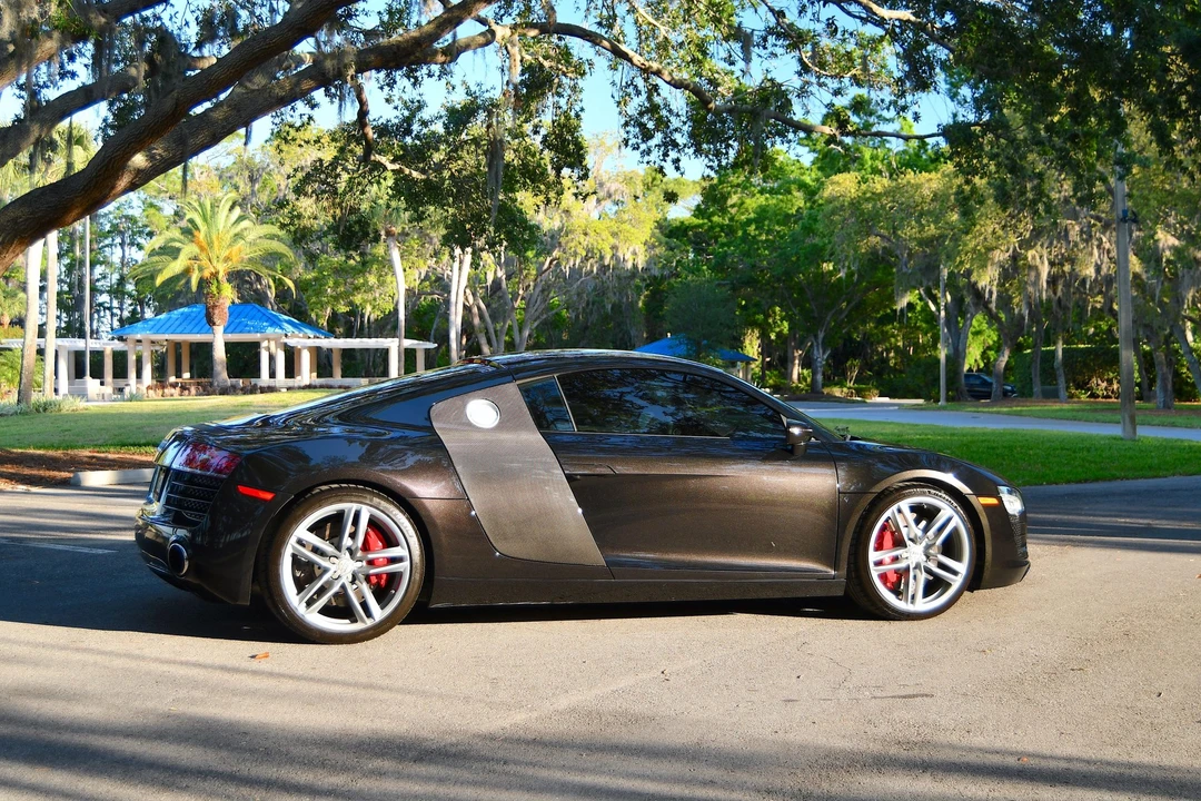 2015 Audi 42 R8 - Image 12 of 31
