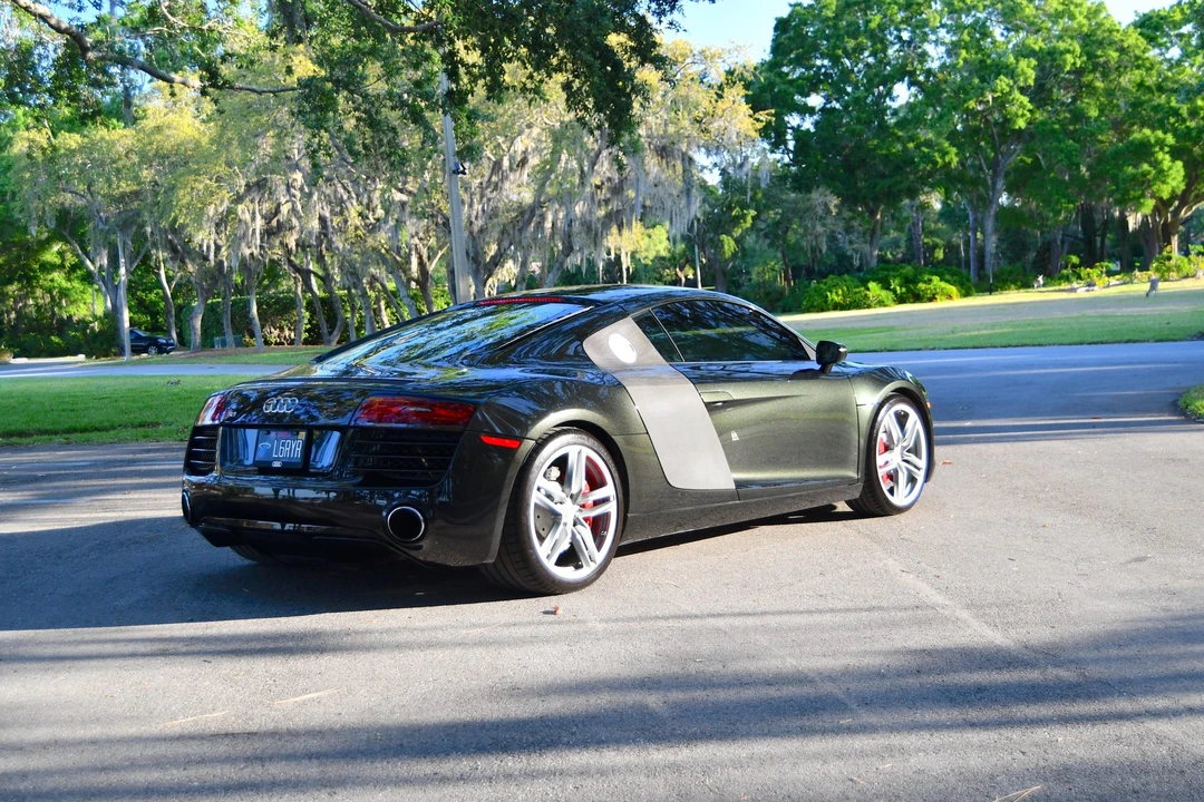 2015 Audi 42 R8 - Image 15 of 31