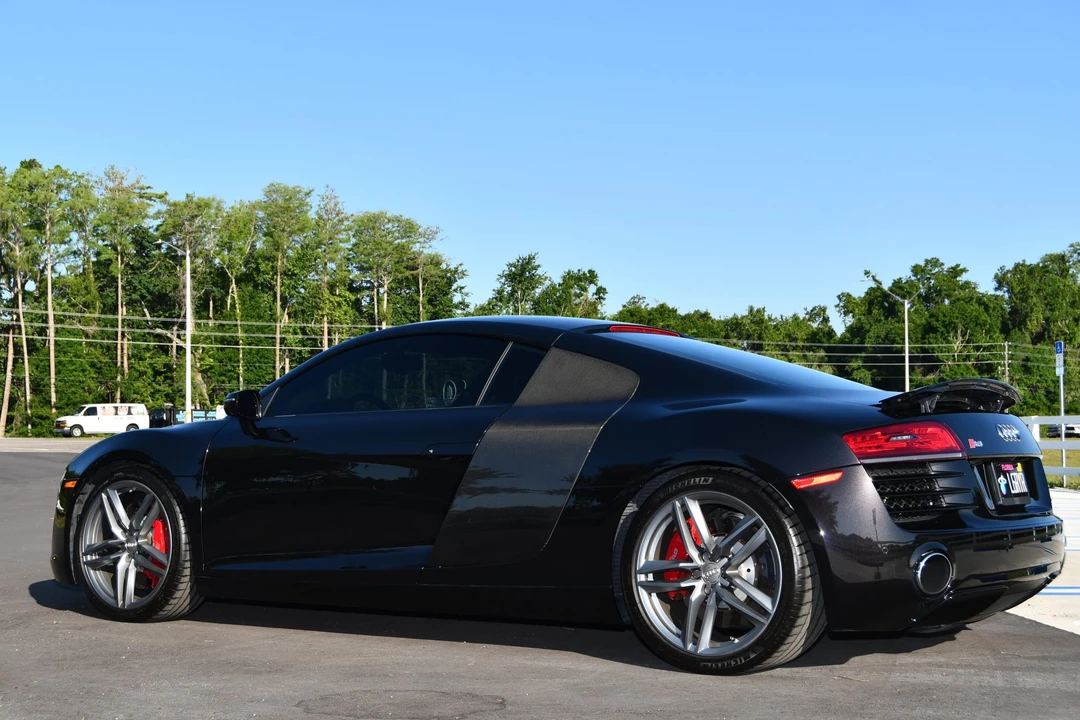 2015 Audi 42 R8 - Image 19 of 31