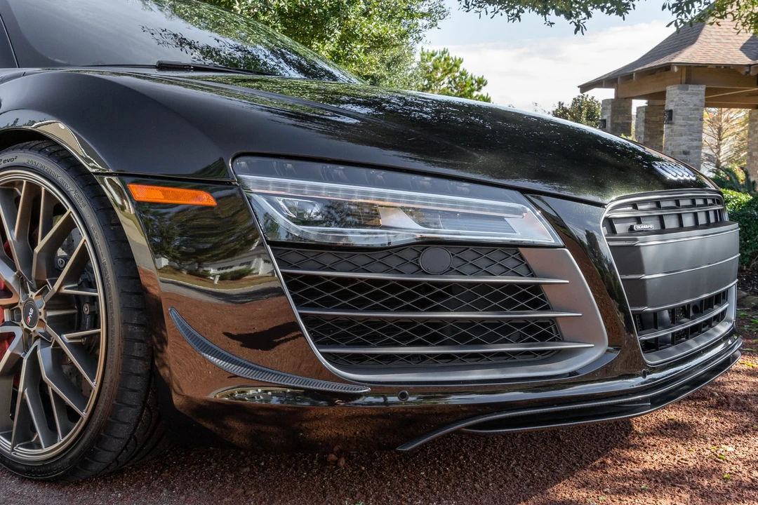 2015 Audi 42 R8 - Image 10 of 31