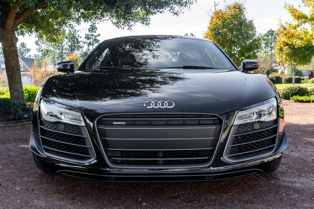 2015 Audi 42 R8 - Image 8 of 31